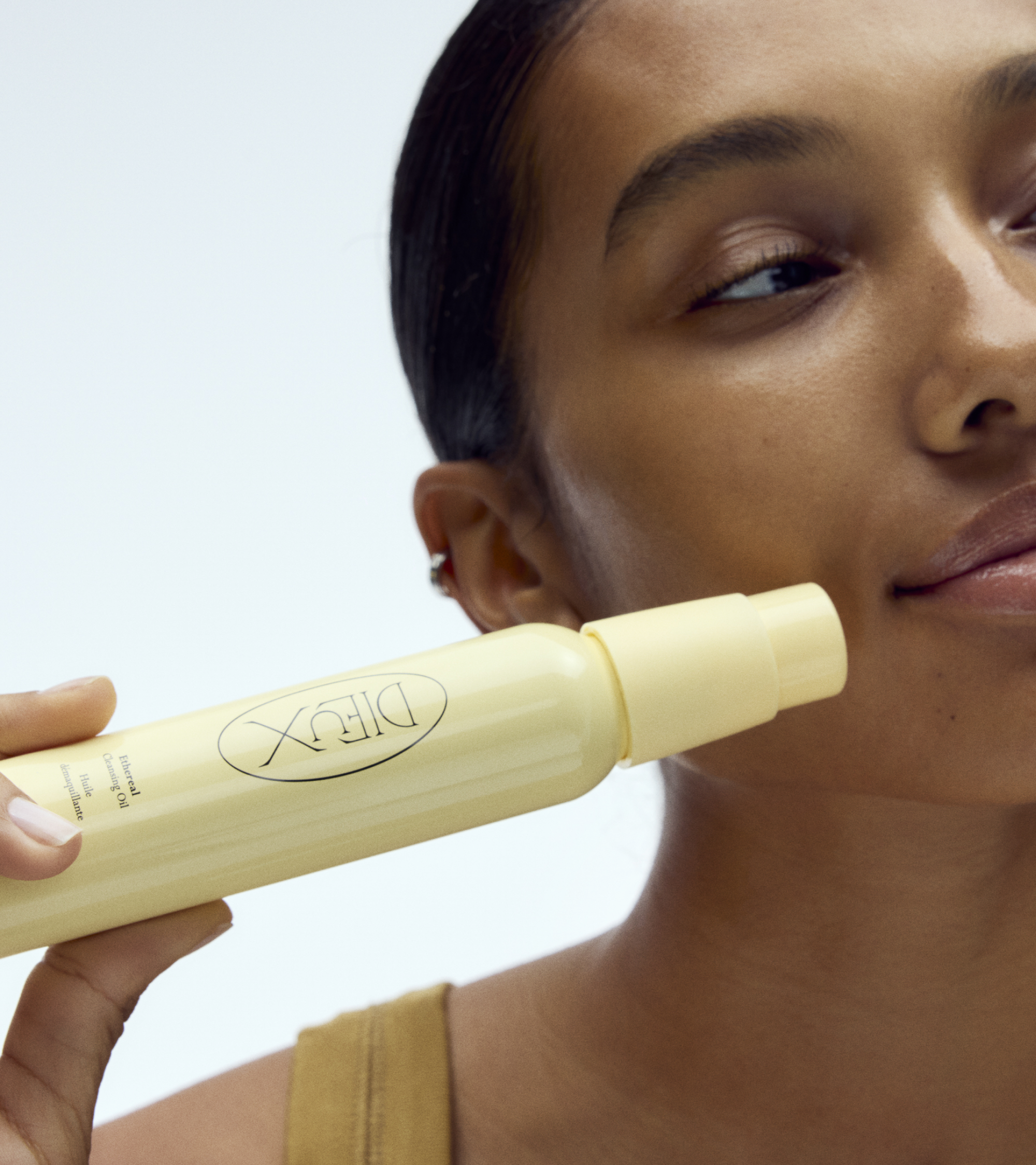 ethereal-facial-cleansing-oil_gallery-01.png