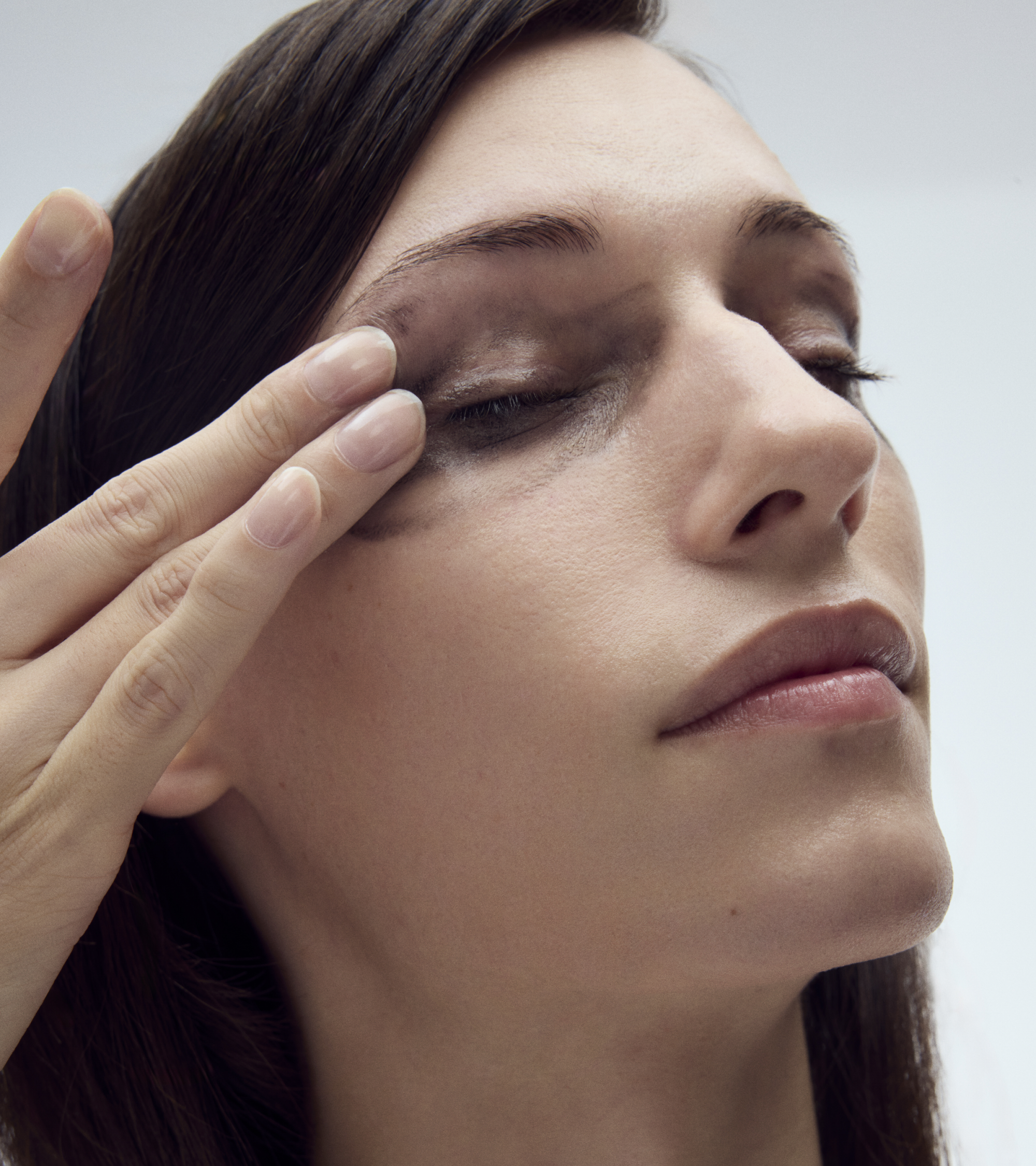 ethereal-facial-cleansing-oil_gallery-02.png